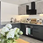 31 Citygate Apartman *